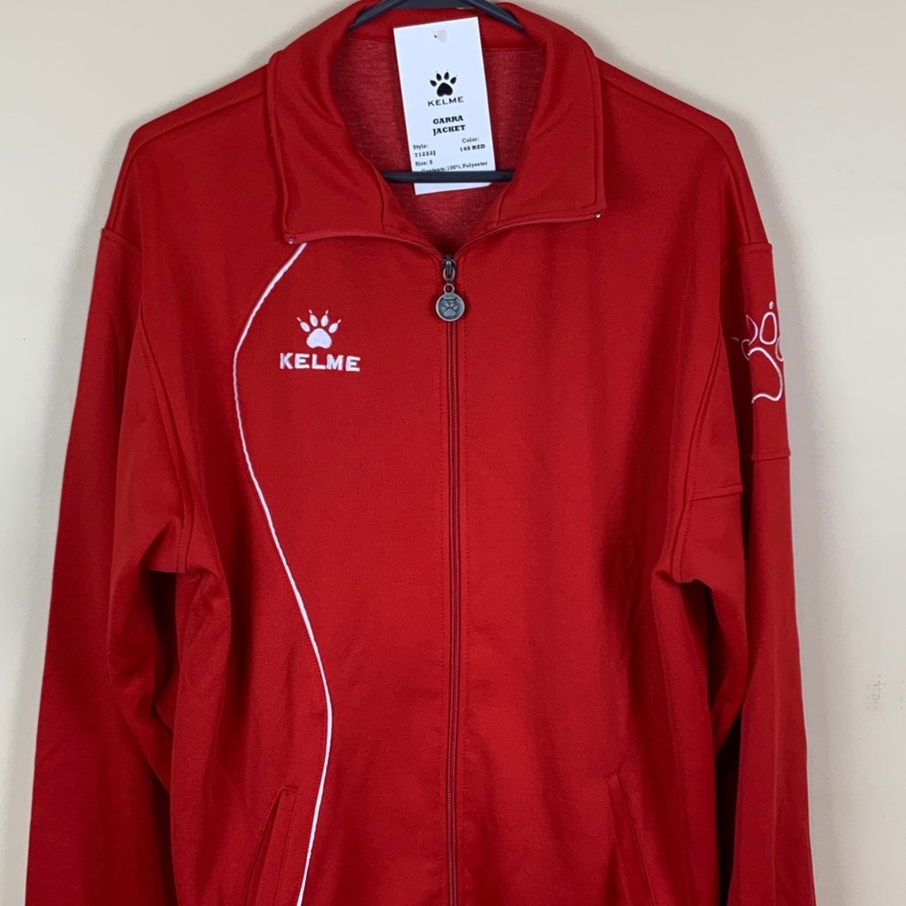⭐️Kelme Zip Track Jacket NWT Small (fit is Medium)